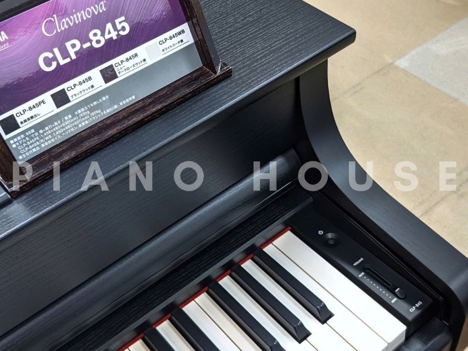 Cận cảnh YAMAHA CLP-845 B tại Piano House